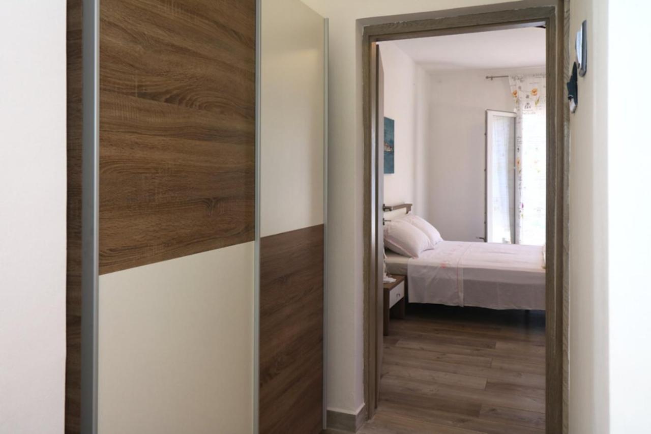 Apartmani Mikin ベティナ エクステリア 写真