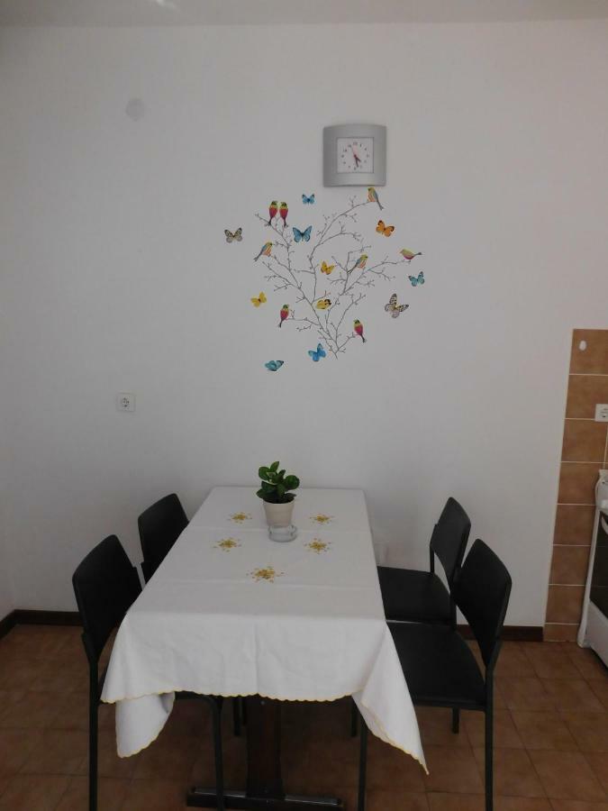 Apartmani Mikin ベティナ エクステリア 写真