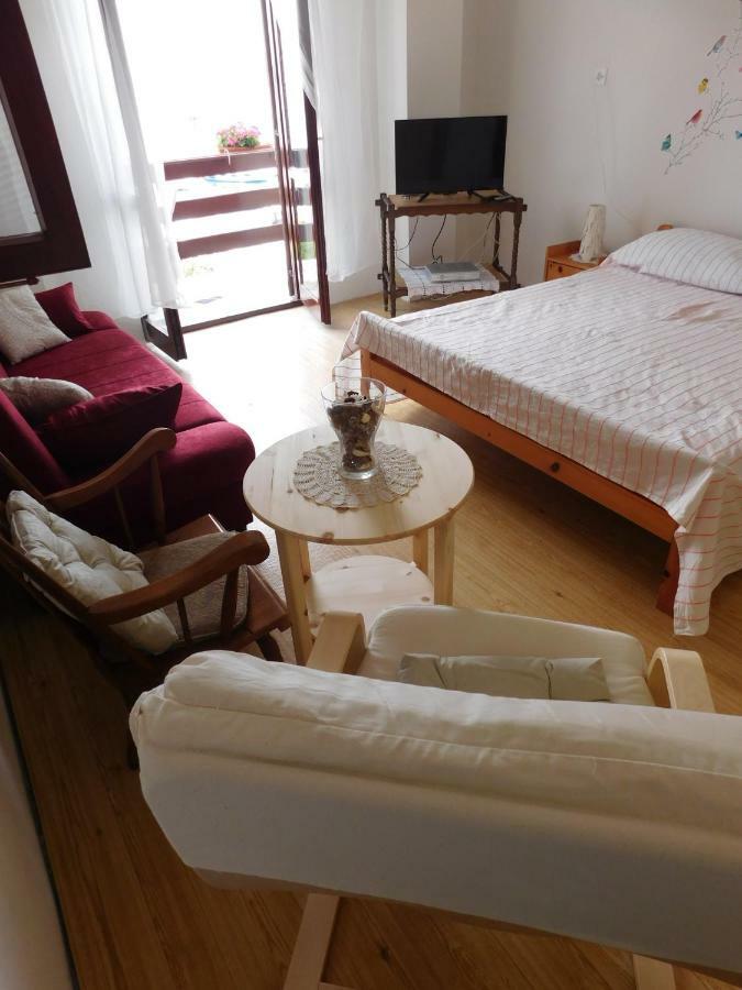Apartmani Mikin ベティナ エクステリア 写真