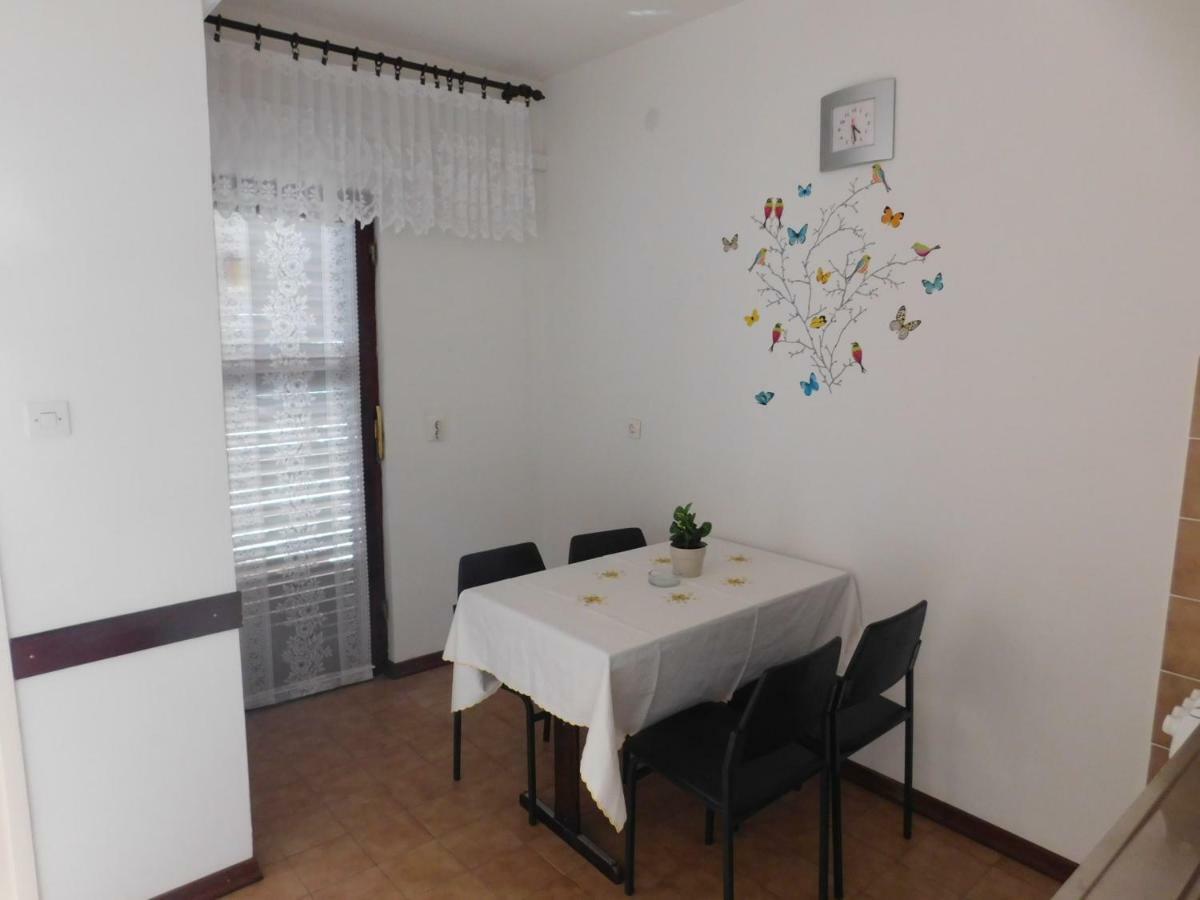 Apartmani Mikin ベティナ エクステリア 写真