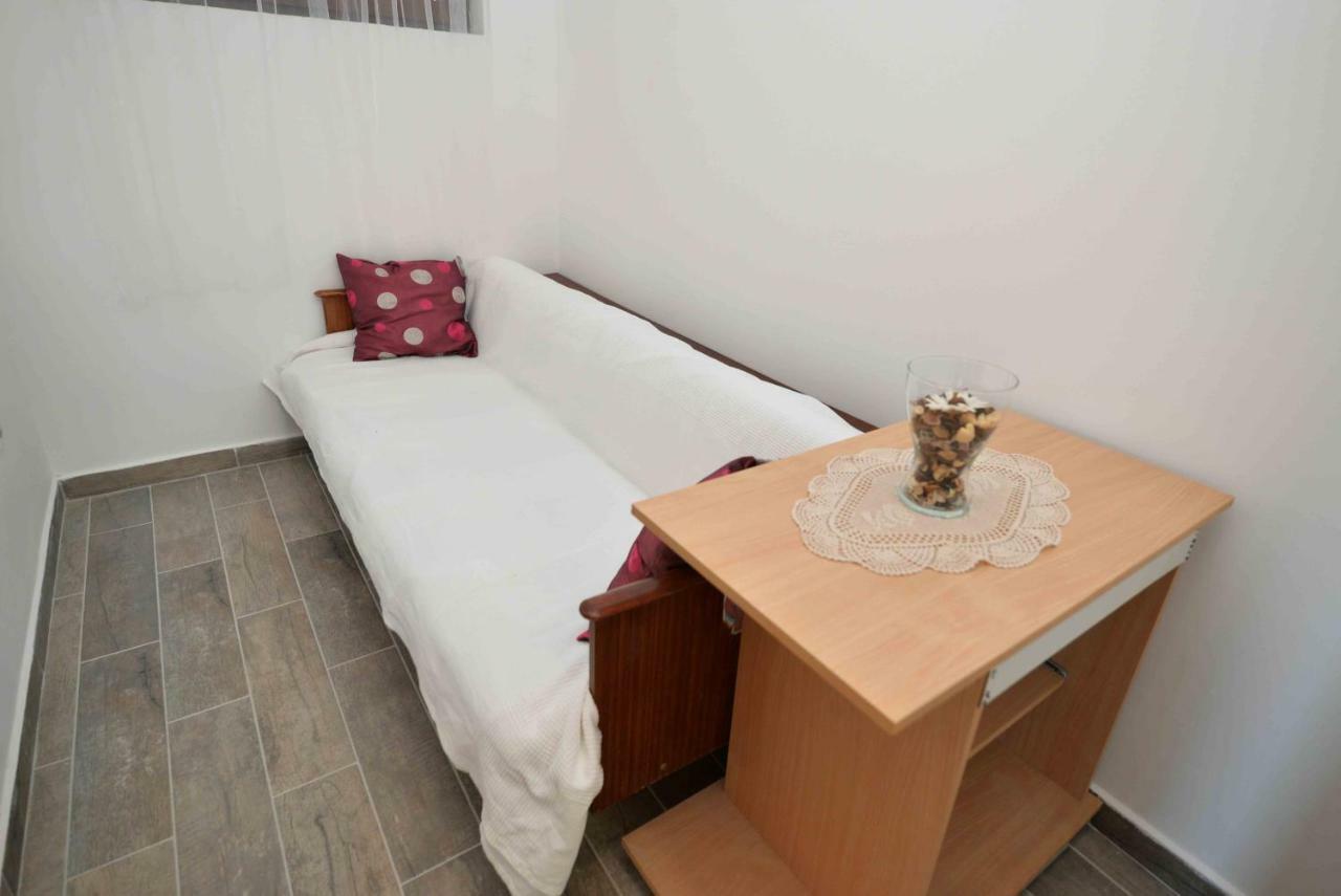 Apartmani Mikin ベティナ エクステリア 写真