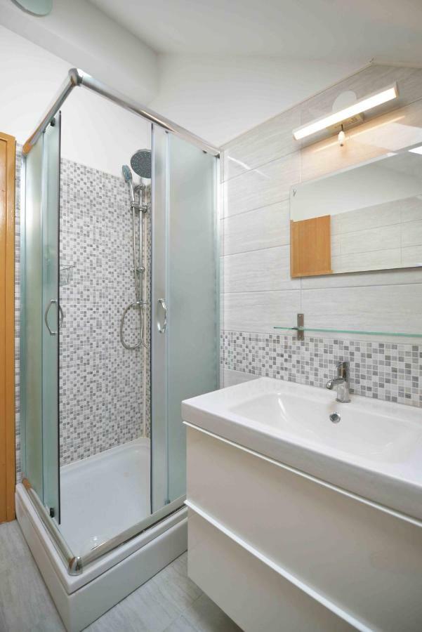 Apartmani Mikin ベティナ エクステリア 写真